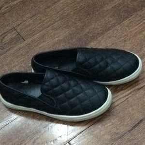 Mossimo Quilted Slip on sneaker